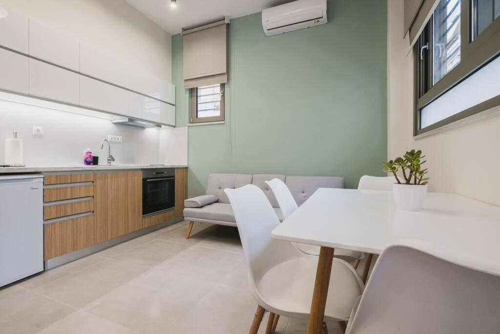 Peris 2 - Central Apt Near Old Town - Ac, Washer Chania  Exteriör bild